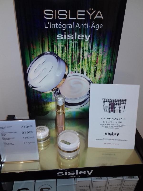 2017 03 09 close up display soins sisley aux gl