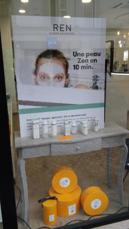2017 03 23 feelunique vitrine b 1